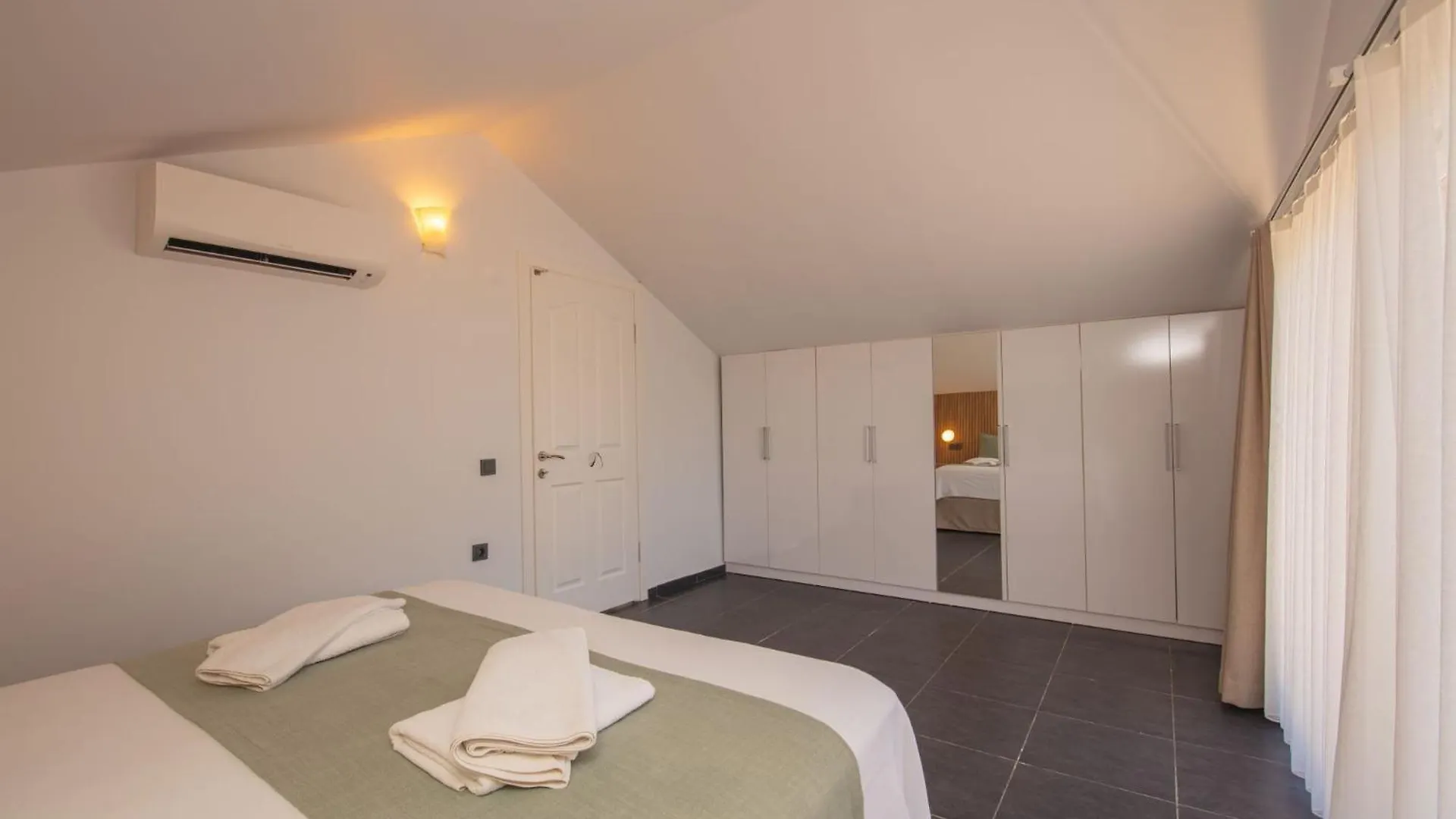 Villa Lumar Homes - Valley Fethiye
